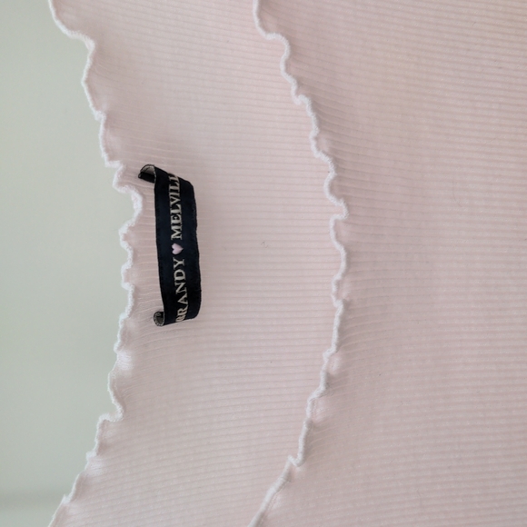 pink brandy Melville crop tank - Picture 2 of 3